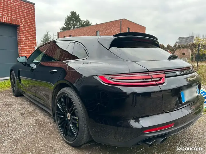 Porsche Panamera 2018 photo 2