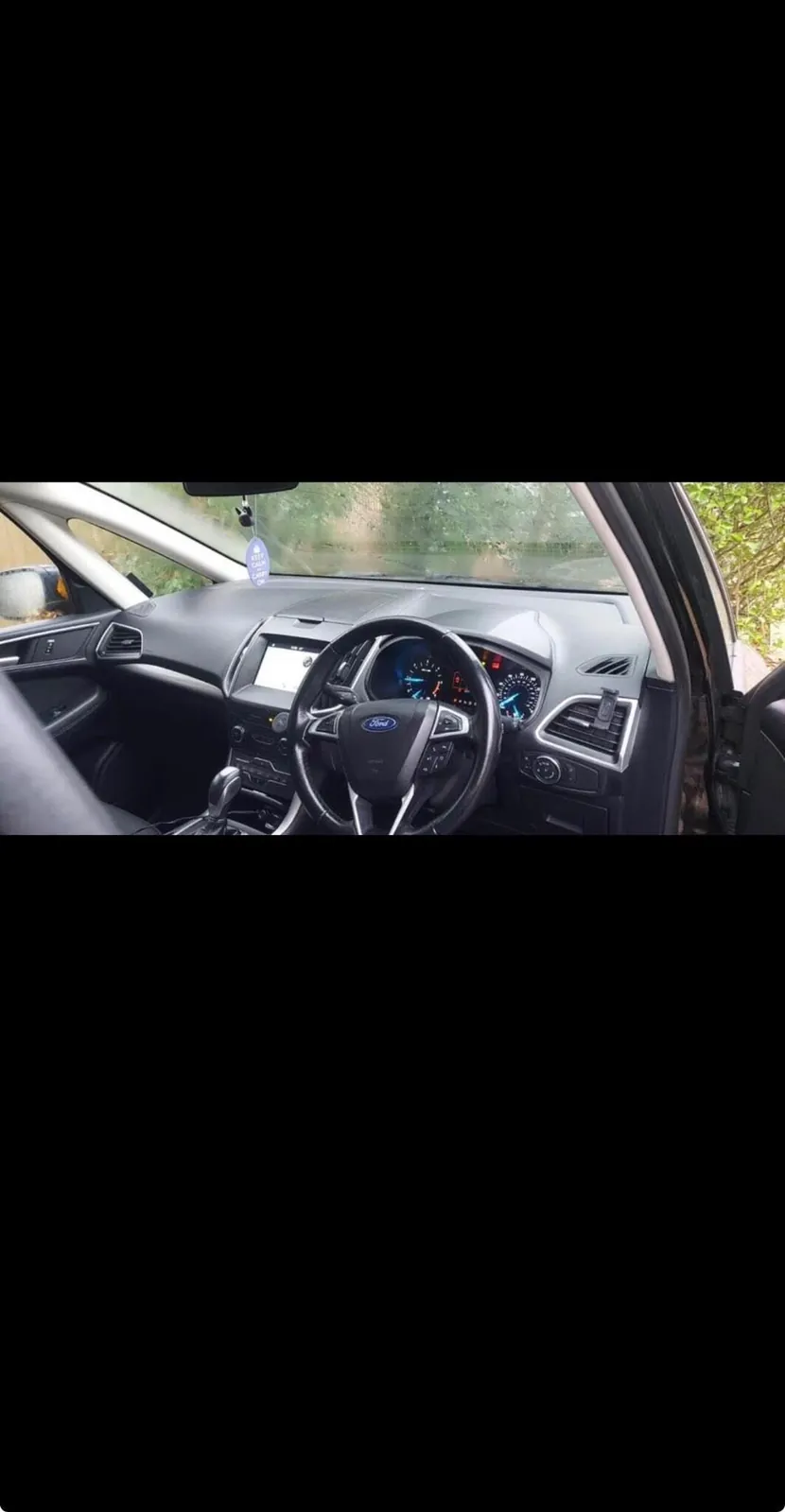 Ford Galaxy 2016 photo 2