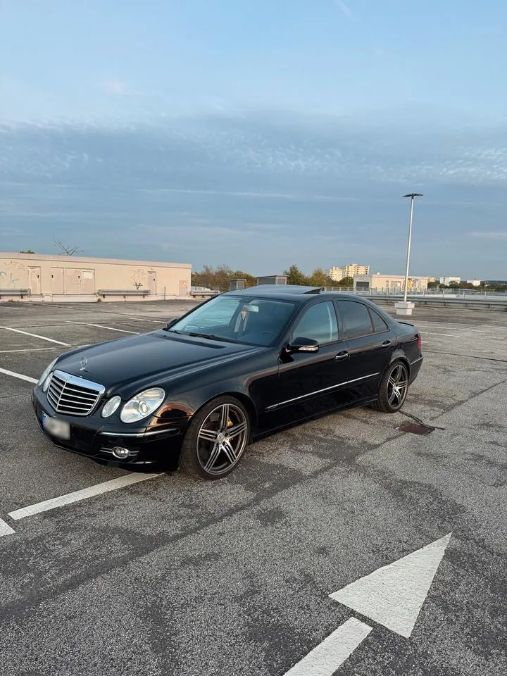 Mercedes-Benz E500