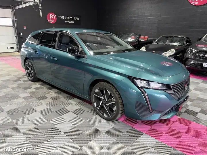 Peugeot 308 2022 photo 3