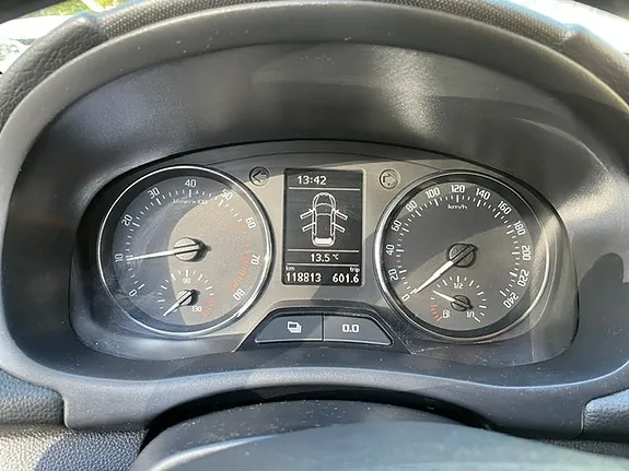 Skoda Fabia 2013 photo 5