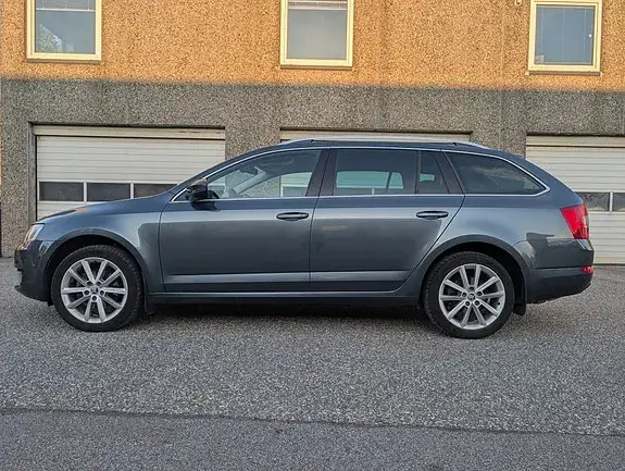 Skoda Octavia 2017 photo 2