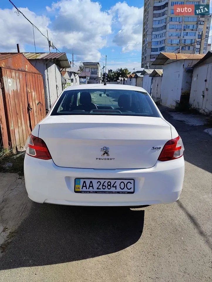 Peugeot 301 2013 photo 3