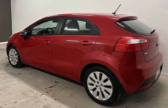 Kia Rio 2013 photo 5