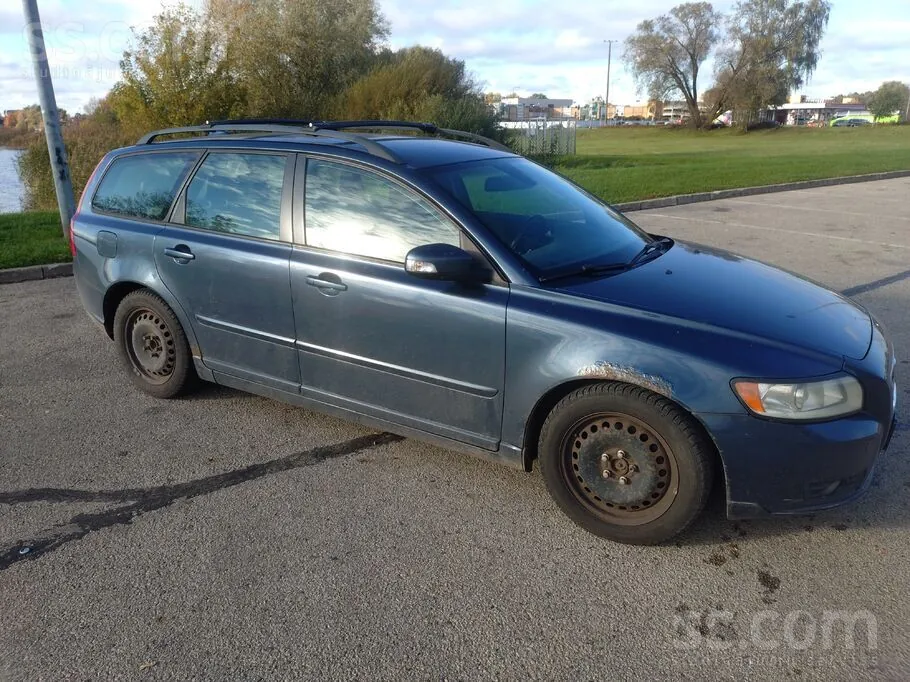 Volvo V50 2008 photo 2