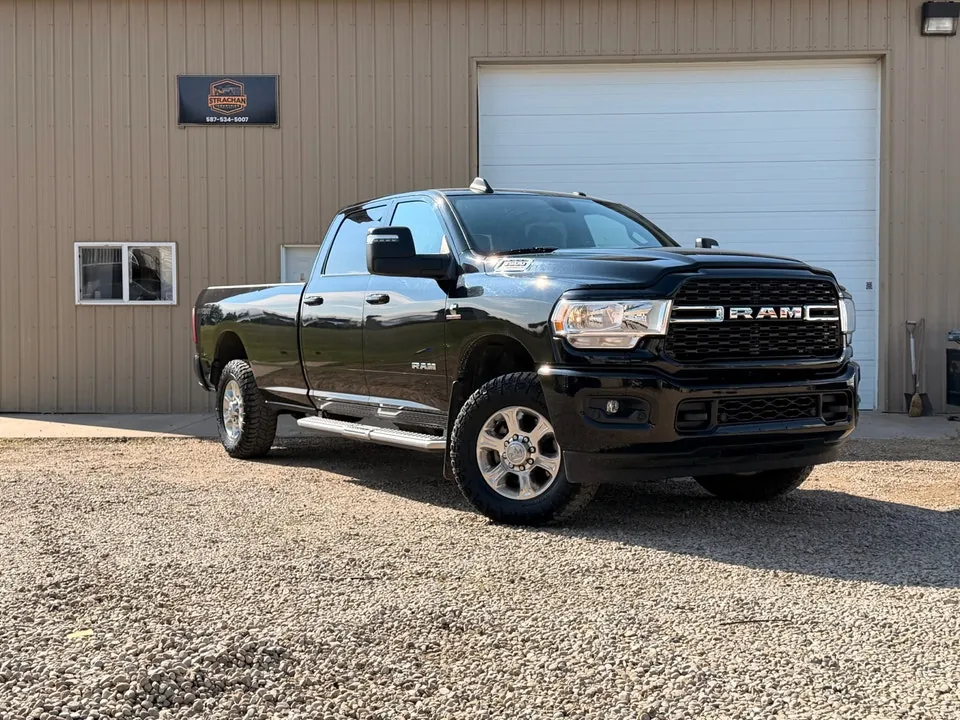 Ram 3500 2023 photo 2