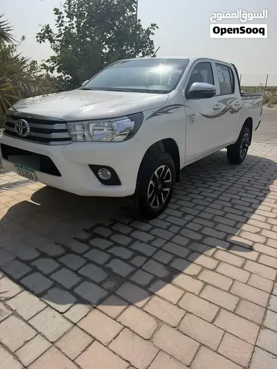 Toyota Hilux 2025 photo 3