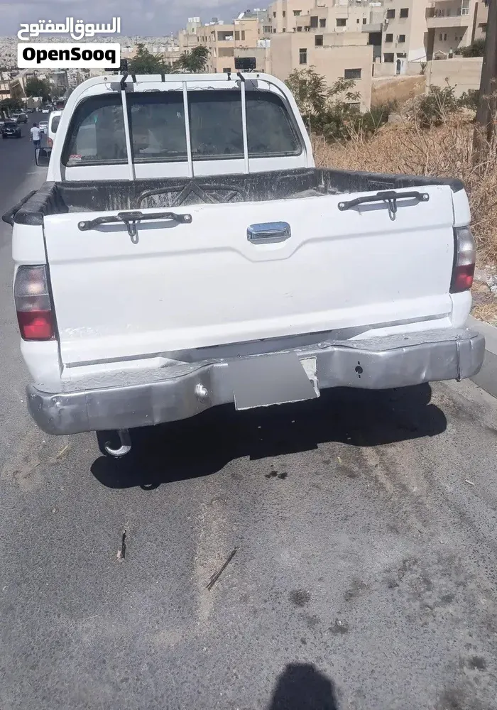 Mitsubishi L200 2005 photo 2
