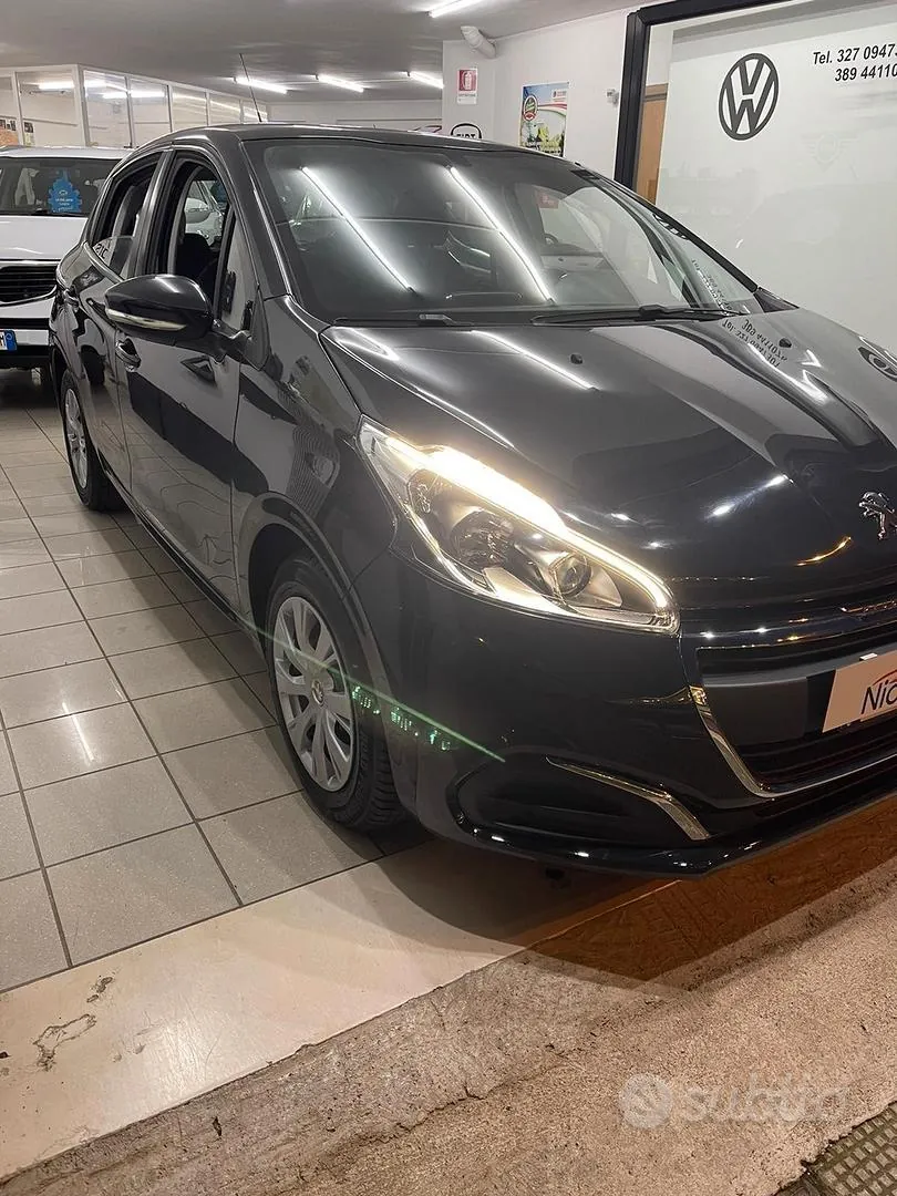 Peugeot 208 2016 photo 3