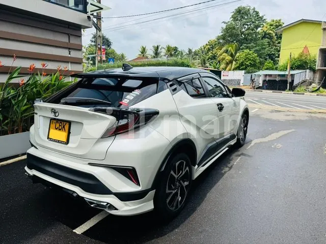 Toyota Chr 2018 photo 5