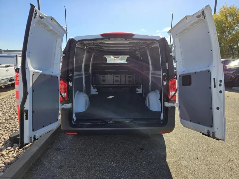 Mercedes-Benz Metris 2023 photo 5