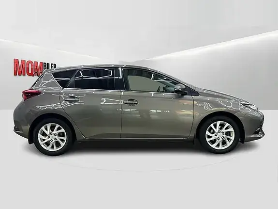 Toyota Auris 2018 photo 5