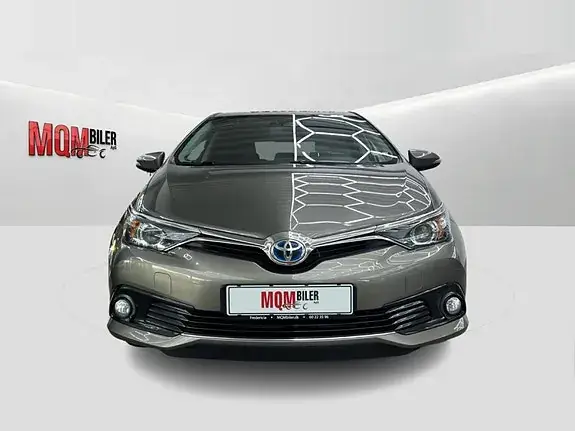 Toyota Auris 2018 photo 2