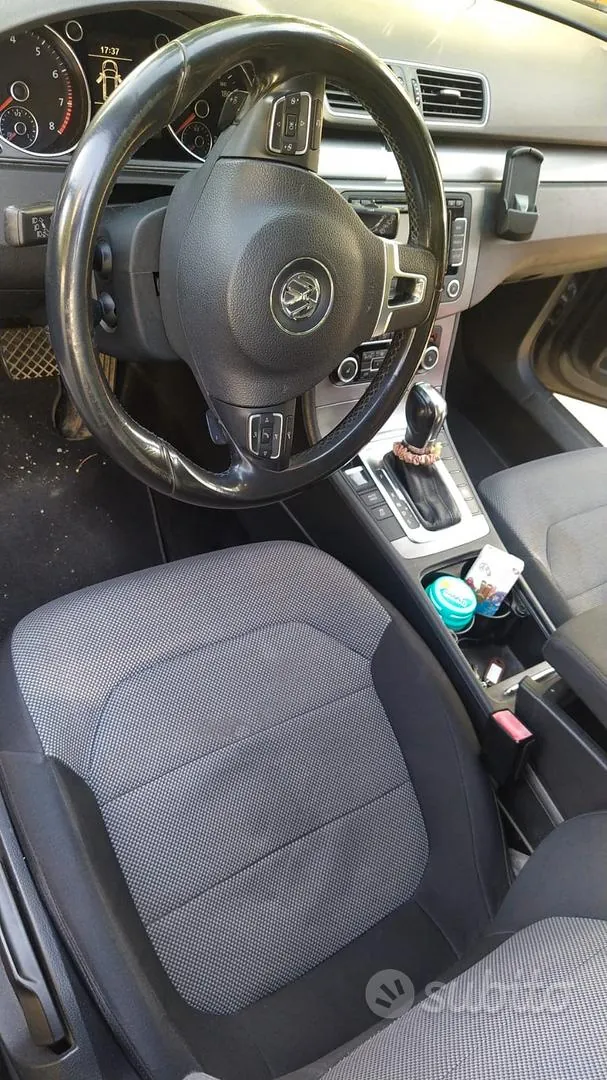Volkswagen Passat 2011 photo 3