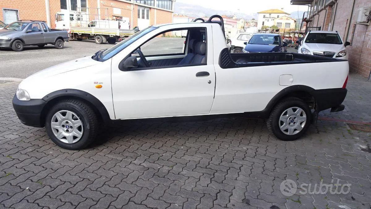 Fiat Strada 2002 photo 3