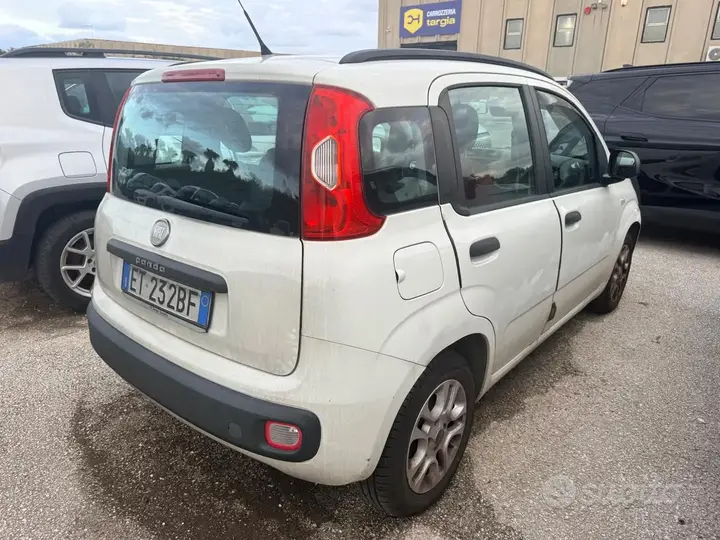 Fiat Panda 2013 photo 2