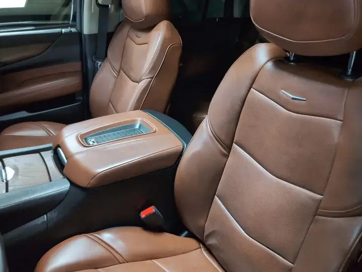 Cadillac Escalade 2019 photo 3