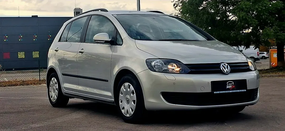 Volkswagen Golf 2009 photo 3