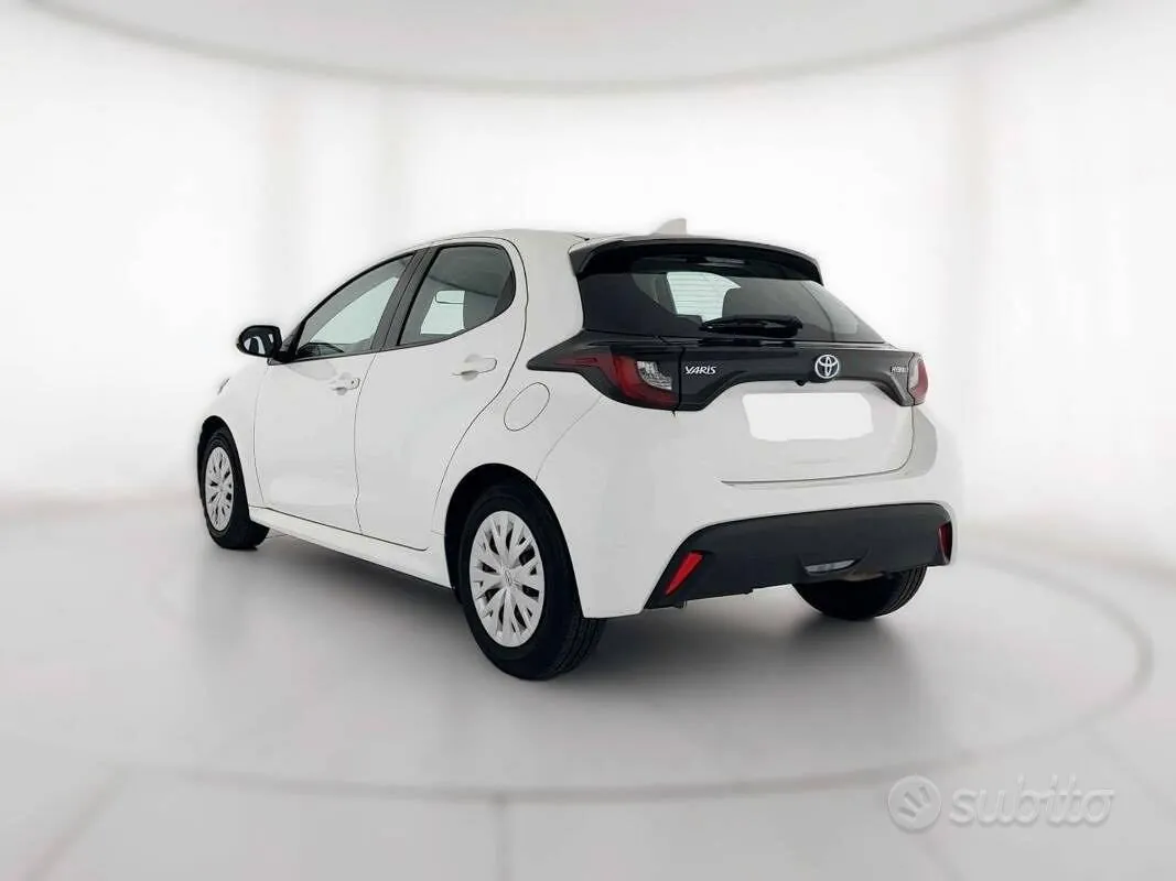 Toyota Yaris 2021 photo 4