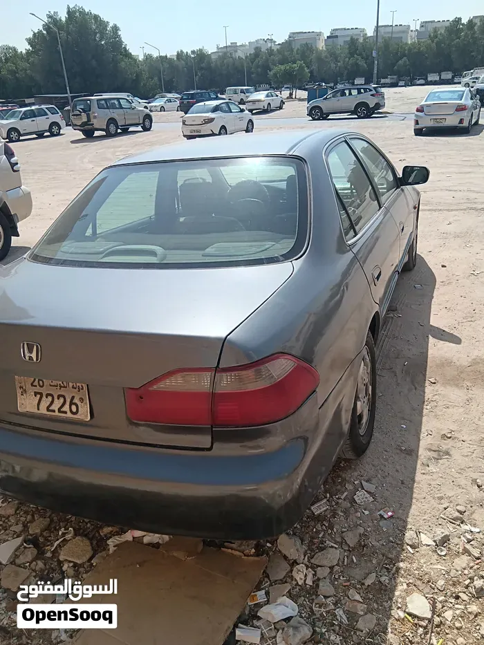 Honda Accord 1999 photo 3