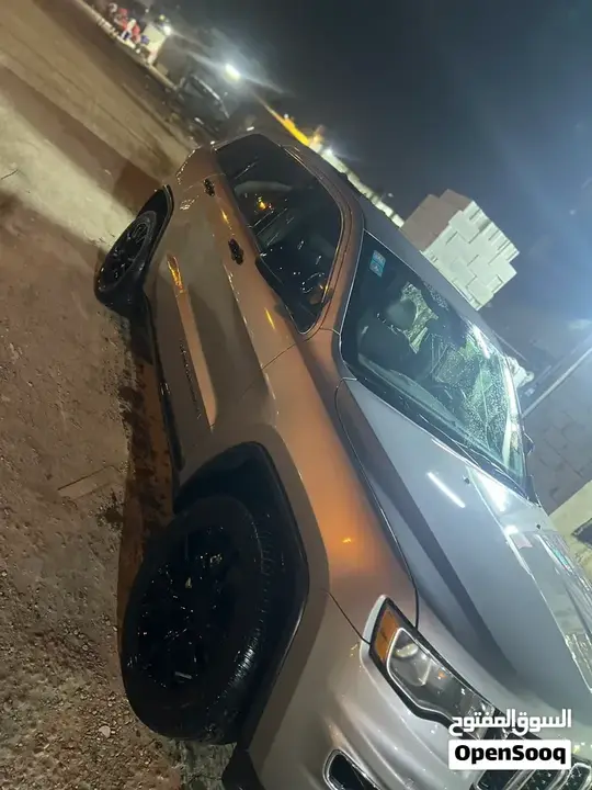 Jeep Grand Cherokee 2018 photo 3