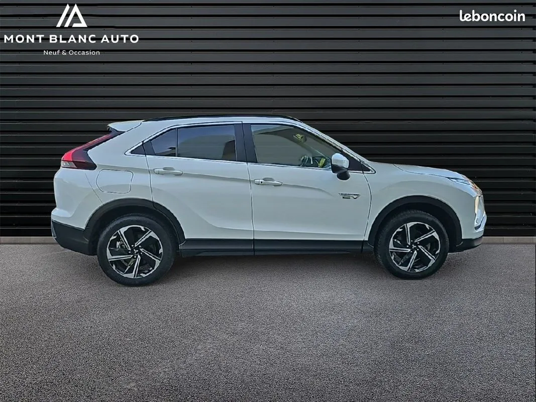 Mitsubishi Eclipse Cross 2022 photo 5