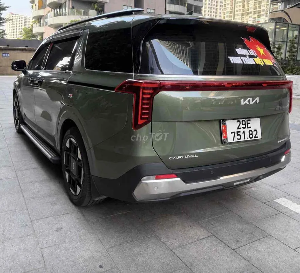 Kia Carnival 2025 photo 2