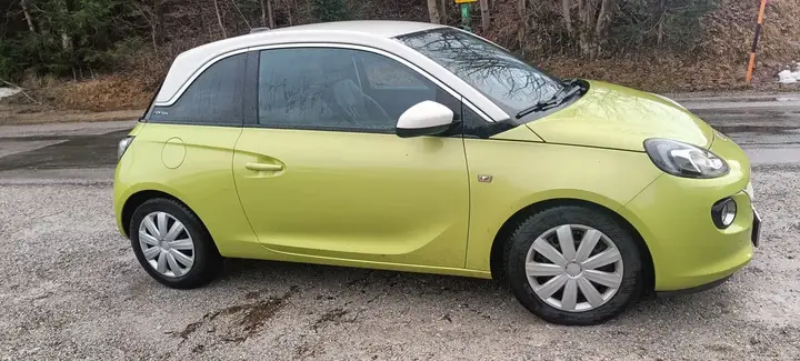 Opel Adam