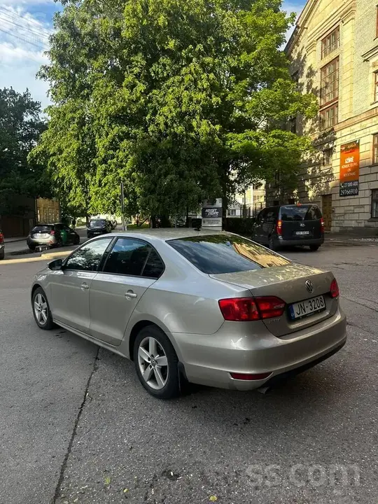 Volkswagen Jetta 2014 photo 4
