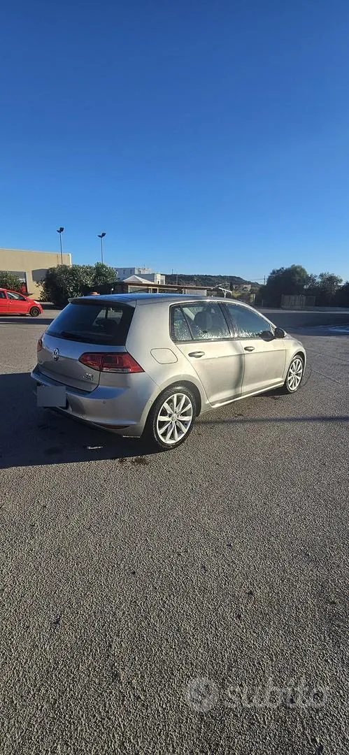 Volkswagen Golf 2015 photo 2