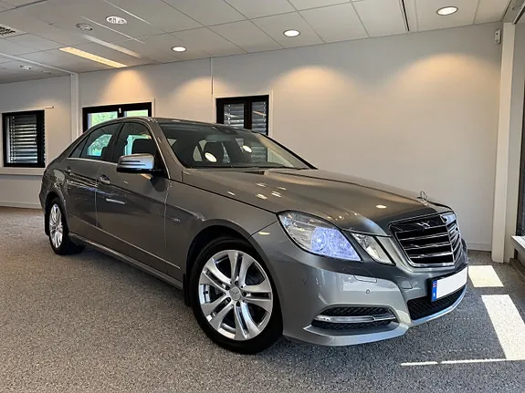 Mercedes-Benz E200