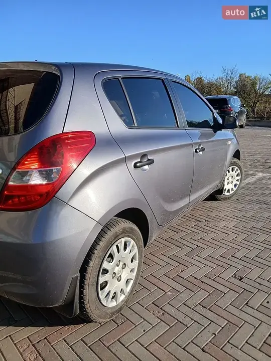 Hyundai I20 2009 photo 4