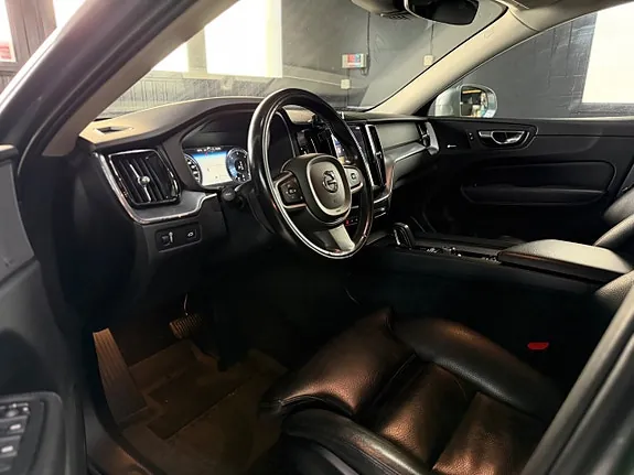 Volvo Xc60 2020 photo 5