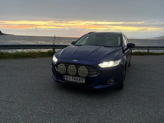 Ford Mondeo 2015 photo 2