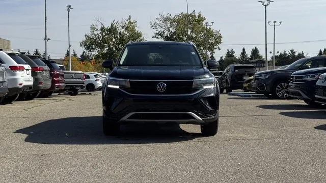 Volkswagen Taos 2024 photo 2
