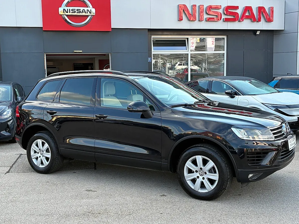 Volkswagen Touareg 2015 photo 3