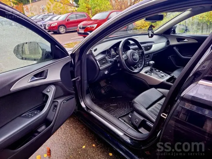 Audi A6 2012 photo 2