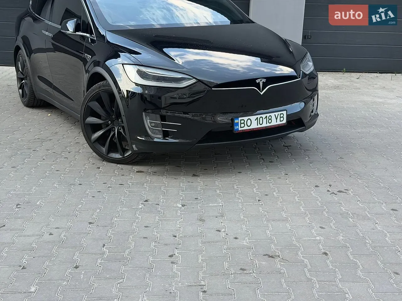 Tesla Model X 2016 photo 2