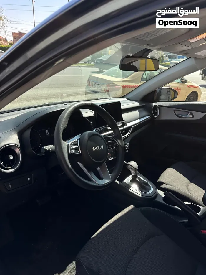 Kia Forte 2024 photo 3