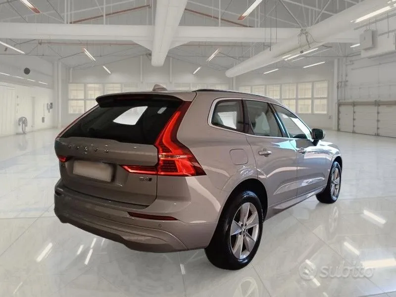 Volvo Xc60 2023 photo 4