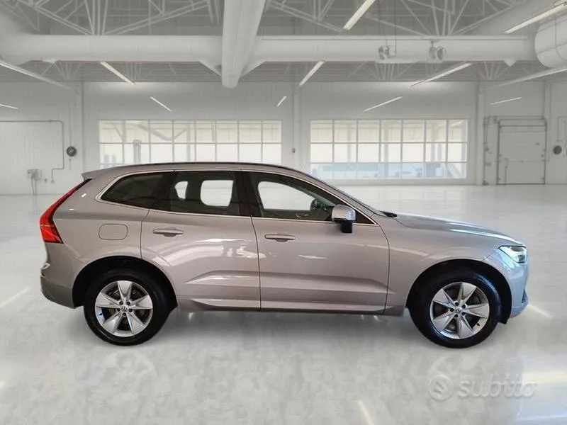 Volvo Xc60 2023 photo 3