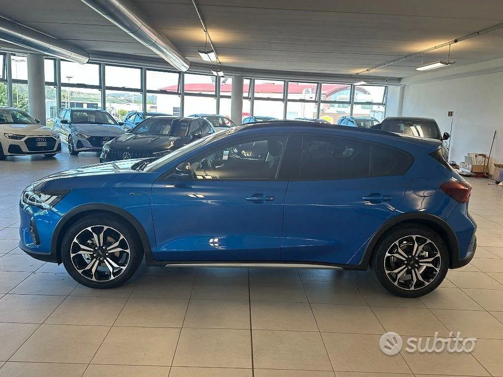 Ford Focus 2022 photo 4