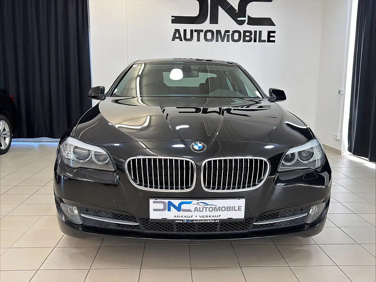 BMW 5 Series 2010 photo 3