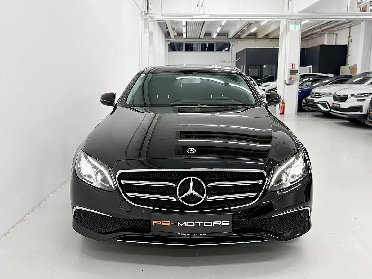 Mercedes-Benz E-Class 2019 photo 3