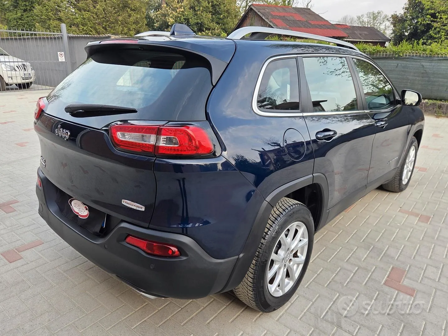 Jeep Cherokee 2016 photo 3