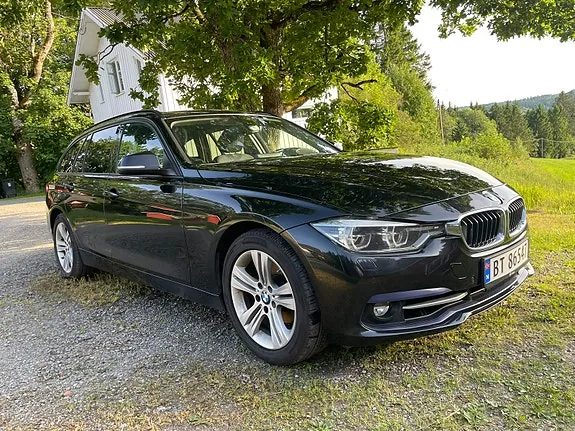 BMW 318I