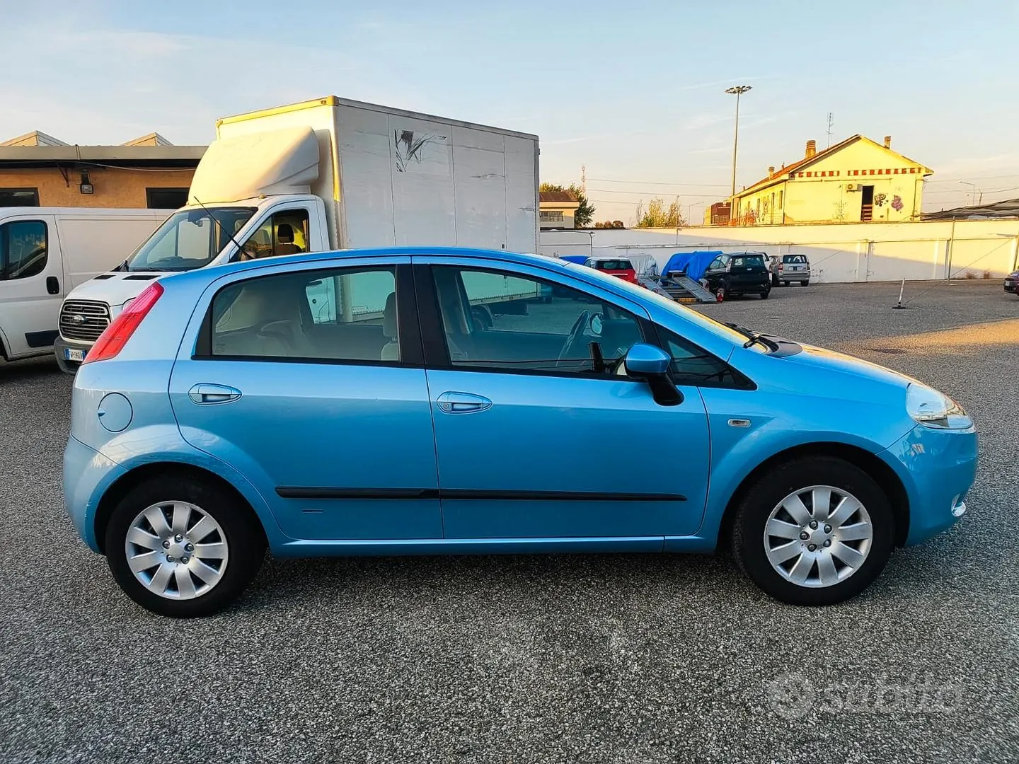 Fiat Grande Punto 2006 photo 4