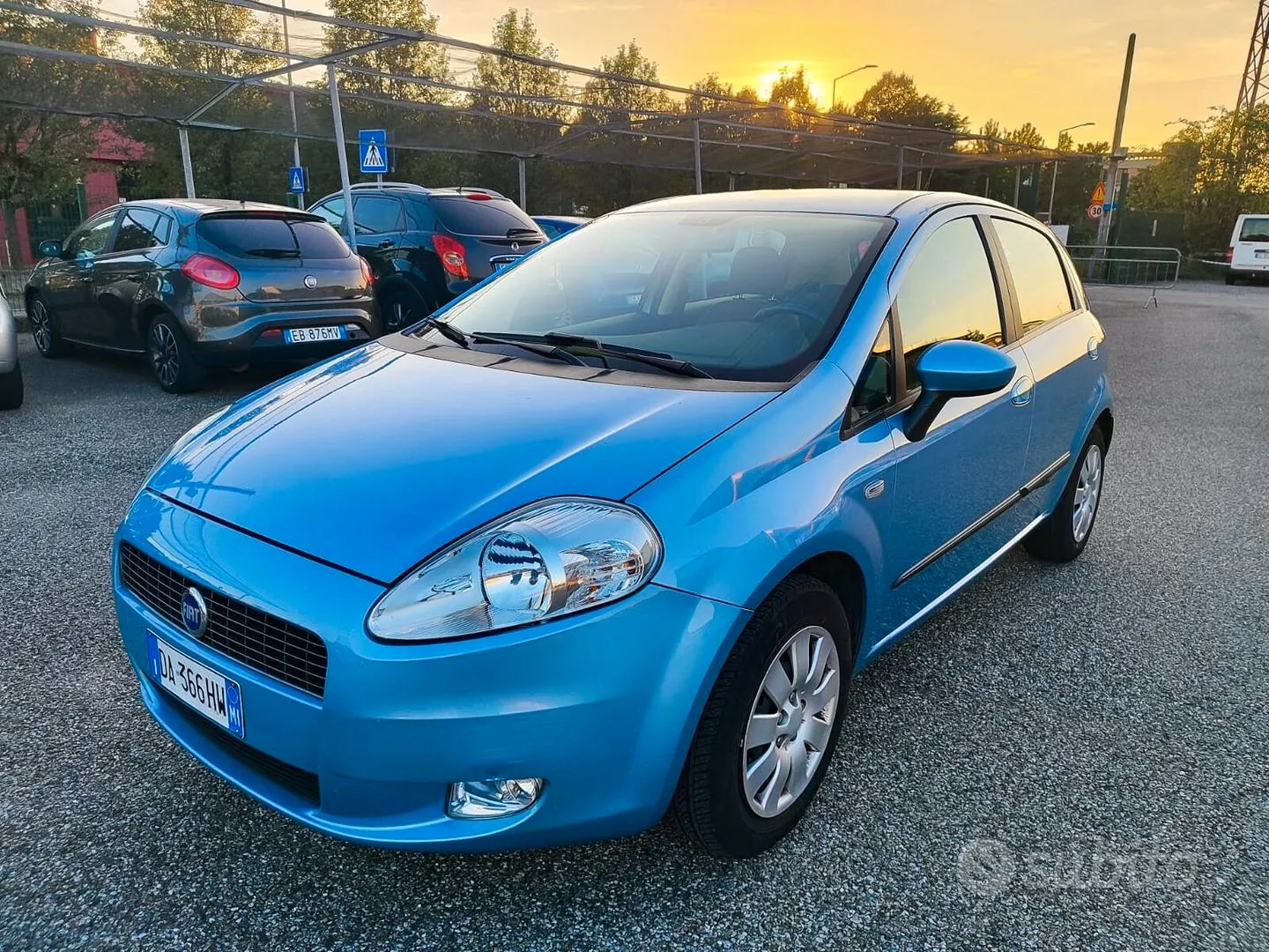 Fiat Grande Punto 2006 photo 2