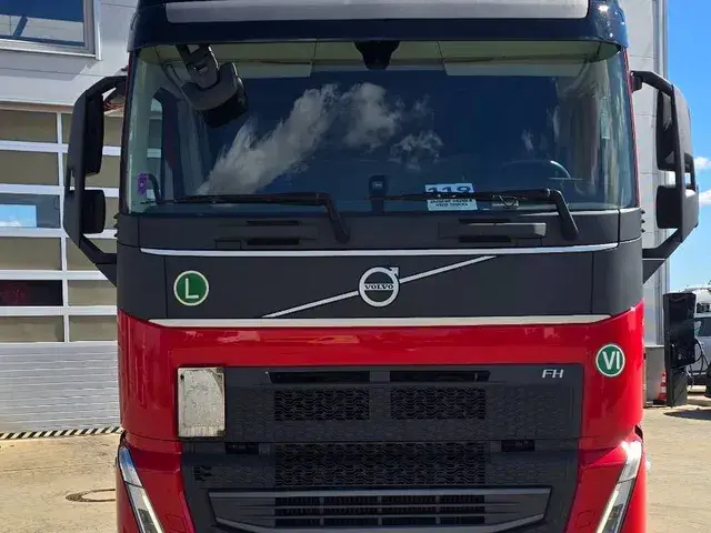 Volvo Fh 460 Mega 2023 photo 2