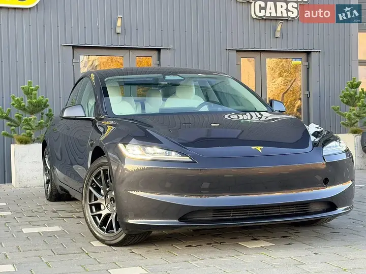 Tesla Model 3